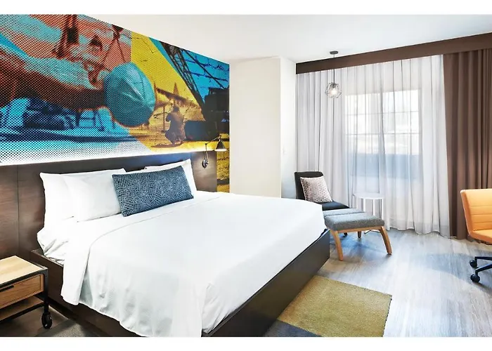 Indigo Dwtn - Entertainment Area By Ihg Hotel 4*