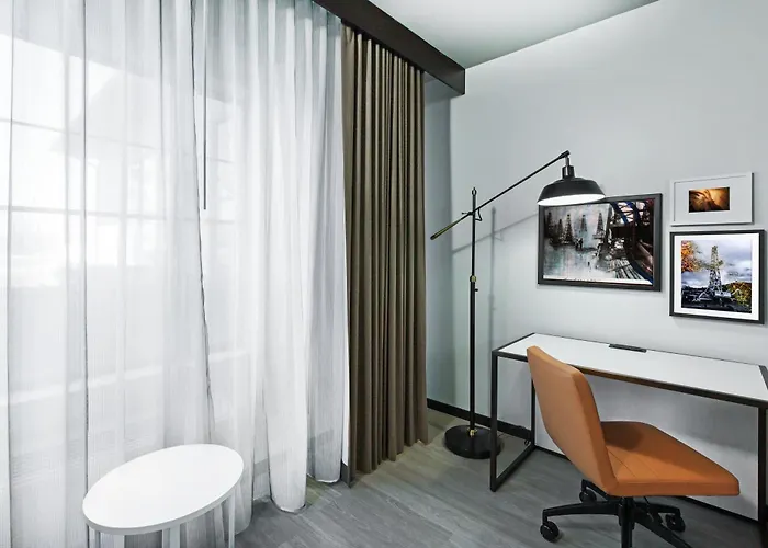 Hotel Indigo Dwtn - Entertainment Area By Ihg 4*