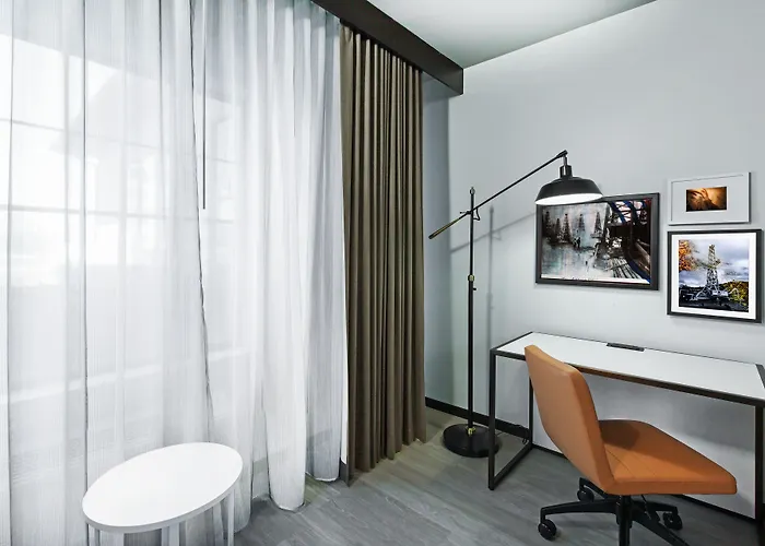 Indigo Dwtn - Entertainment Area By Ihg Hotel 4*