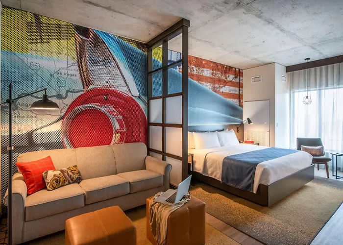 Indigo Dwtn - Entertainment Area By Ihg Hotel